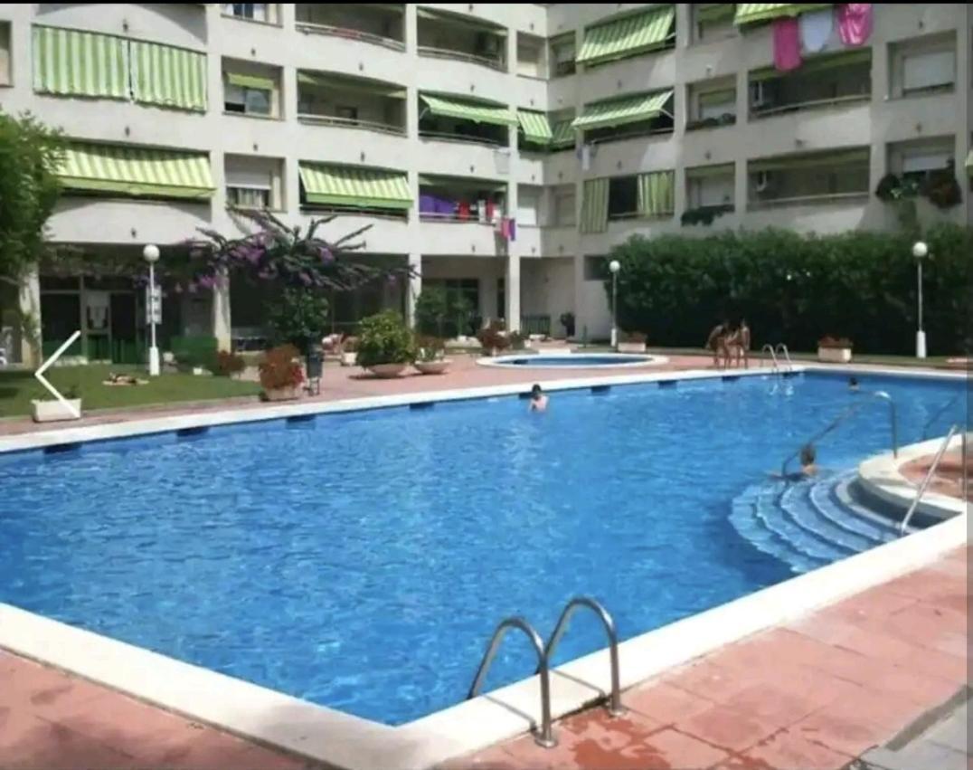 Bonito Apartamento Cerca De La Playa Салоу Экстерьер фото